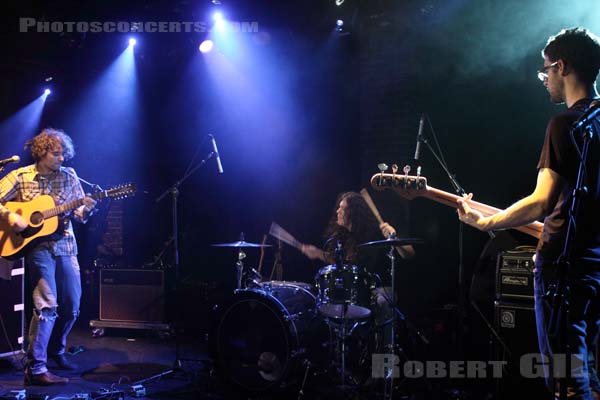 THE WAR ON DRUGS - 2009-02-24 - PARIS - La Maroquinerie - 